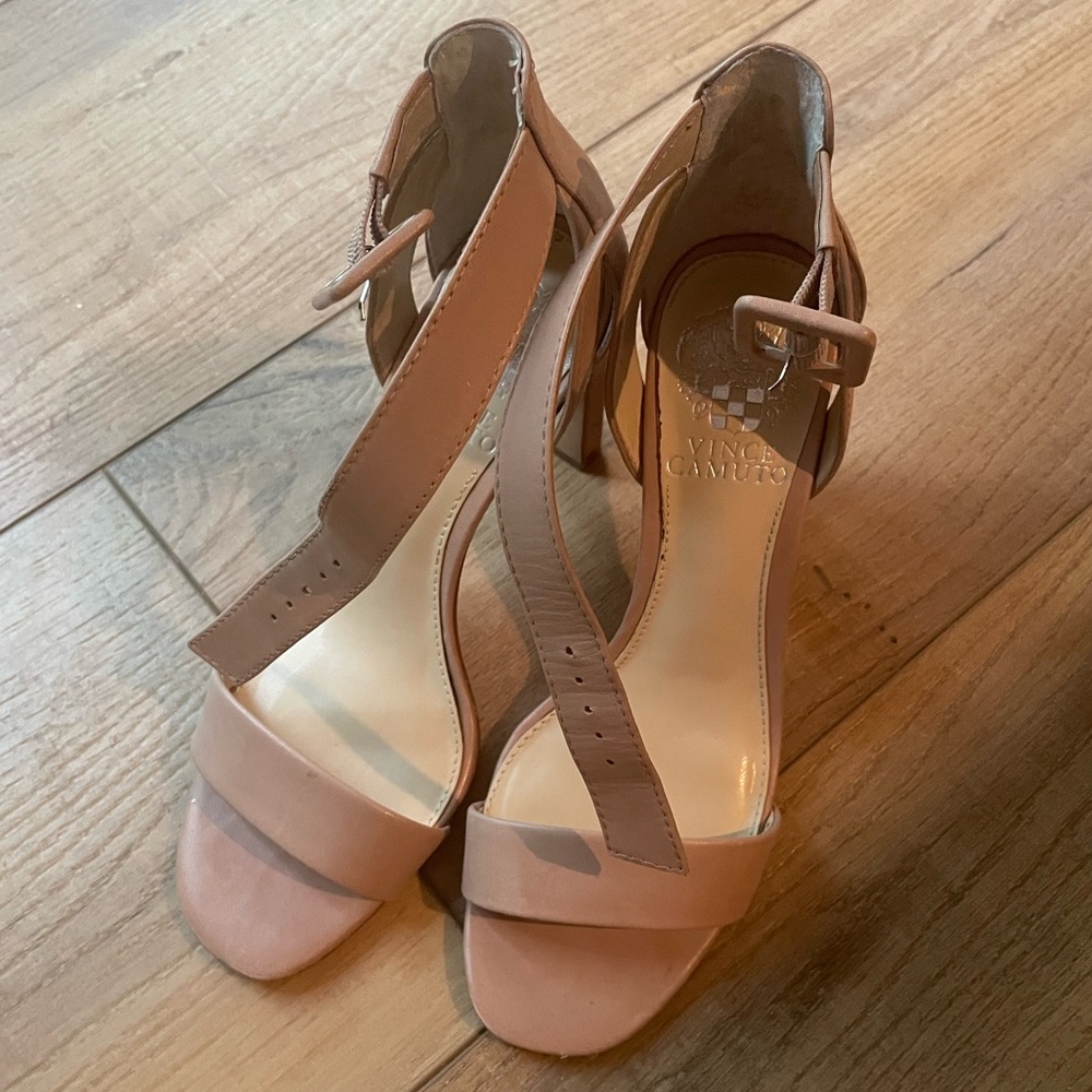 Vince Camuto Women's Nude Heeled Sandals